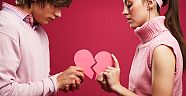 İlişkinin Bitmesine Sebep Olacak 9 Yanlış Hareket!